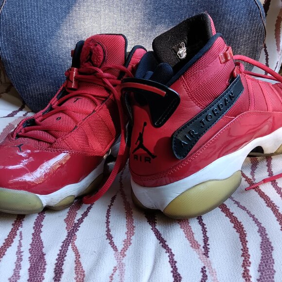 Air Jordan - Picture 1 of 4
